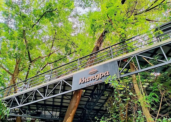โรงแรม Khengpa Cafe &